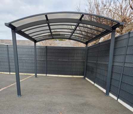 Carport pour véhicule