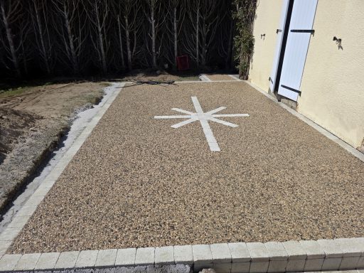Terrasse en béton désactivé